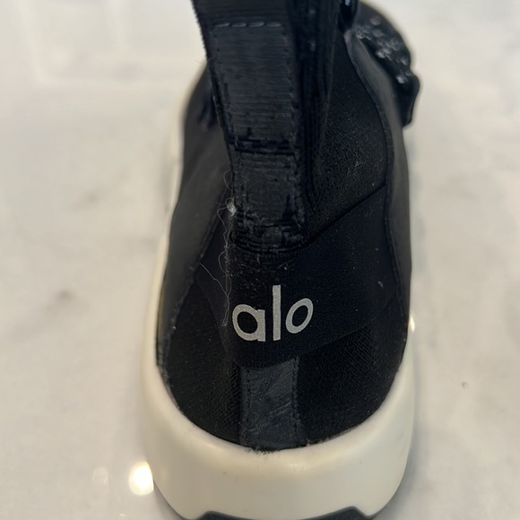 ✨ALO YOGA✨Wanderer Sneakers - Picture 10 of 12